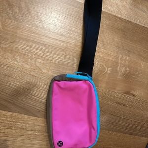 Lululemon belt bag